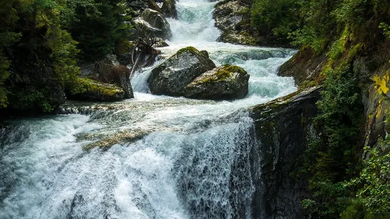 Fly-Line Wasserfall