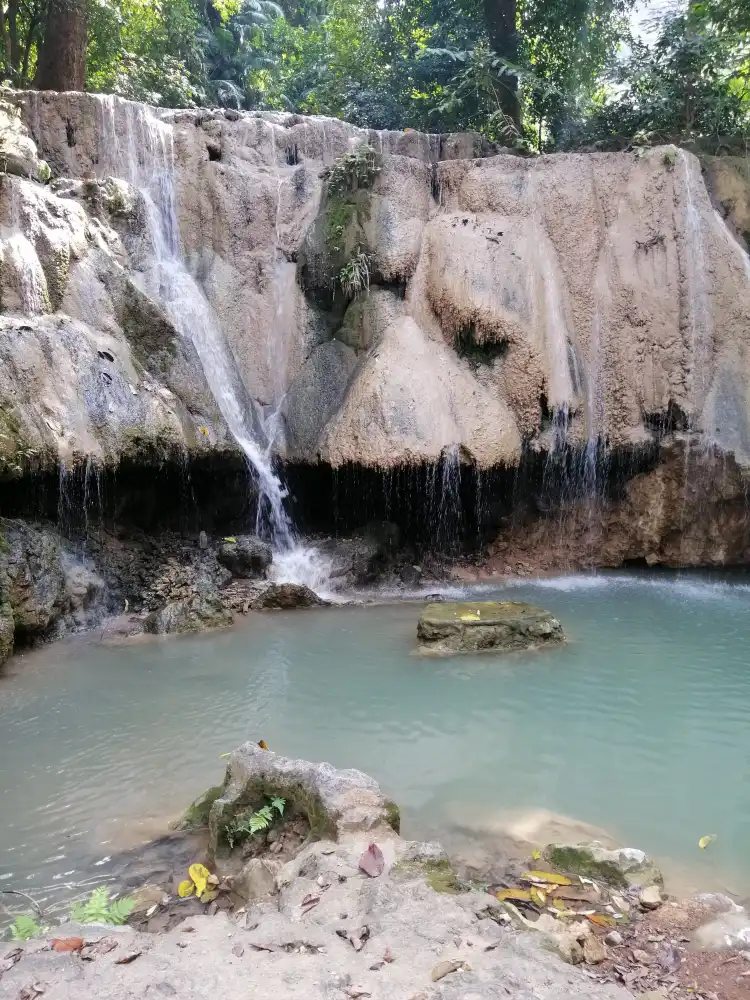 Hotels in Thap Kwang