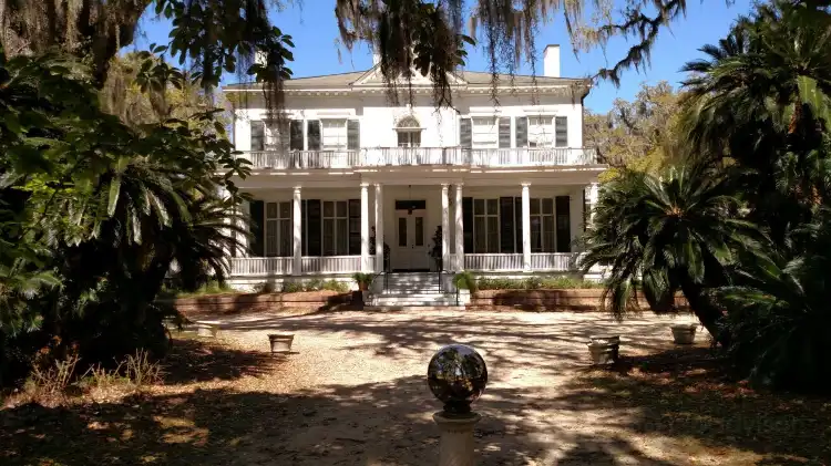 Hotels near Goodwood Museum & Gardens