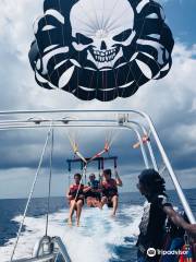 Blue Reef Watersports - Parasailing in Cayman Islands