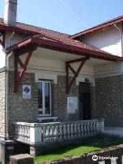 TOURIST OFFICE OF THE COUNTRY TYROSSAIS