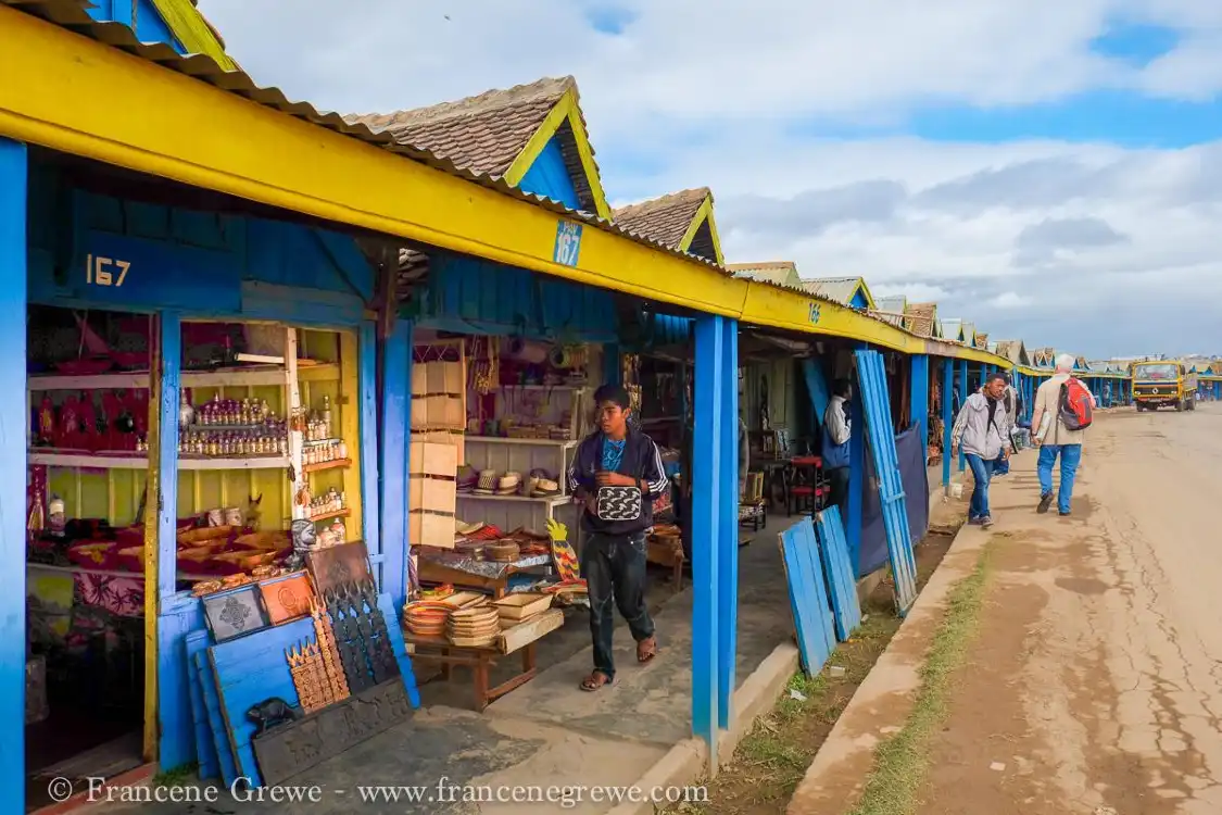 Hotels near Open-air markets: Andravoahangy