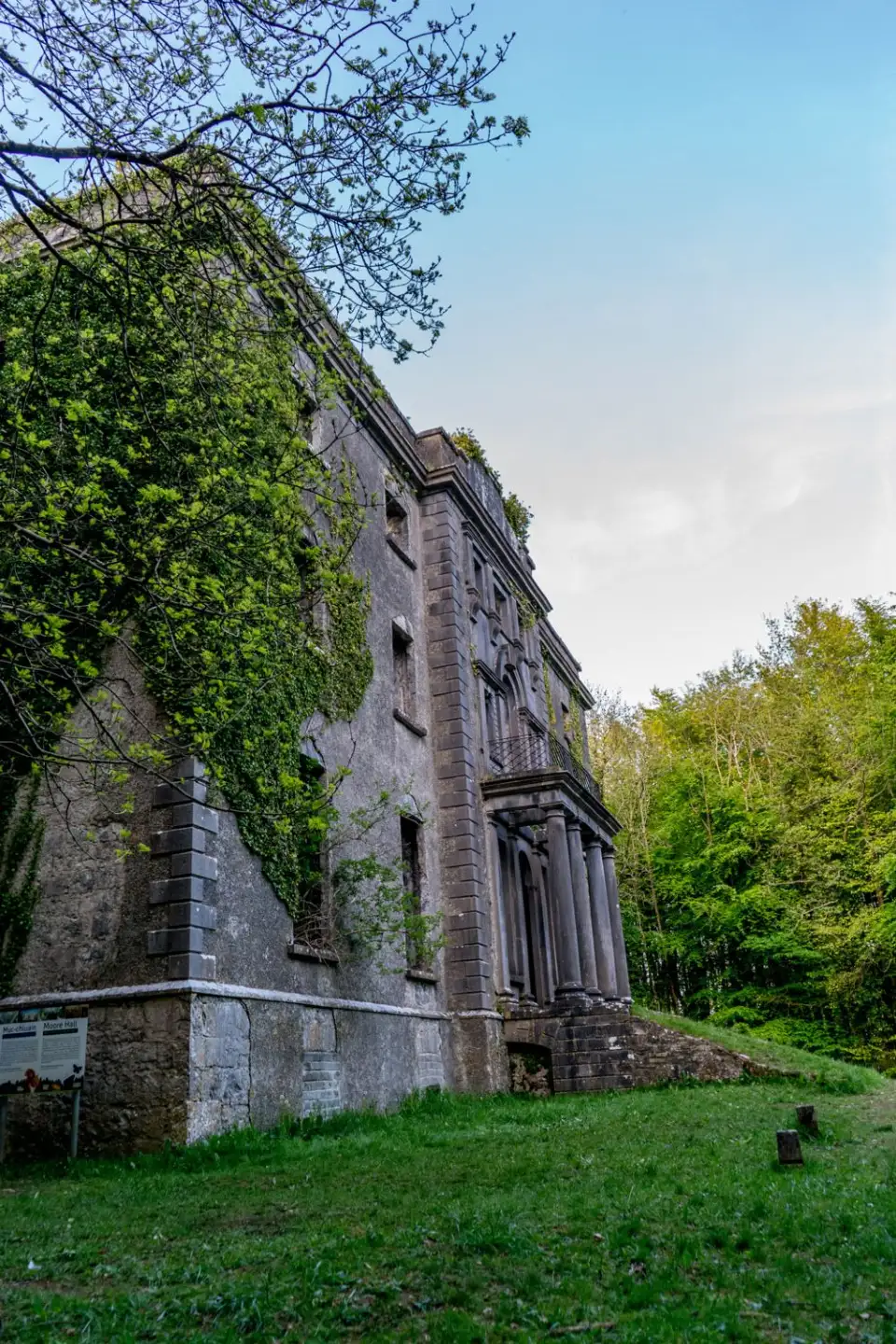 4_Moore Hall