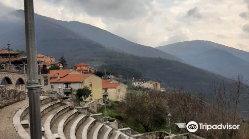 Le Mura del Borgo di Campodimele