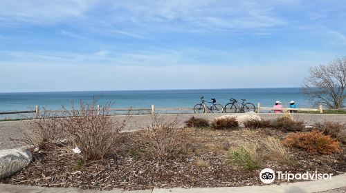 Fort Sheridan Forest Preserve