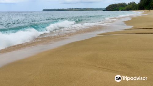 Kalihiwai Beach