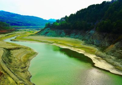 Lago di Trebecco e Diga del Molato