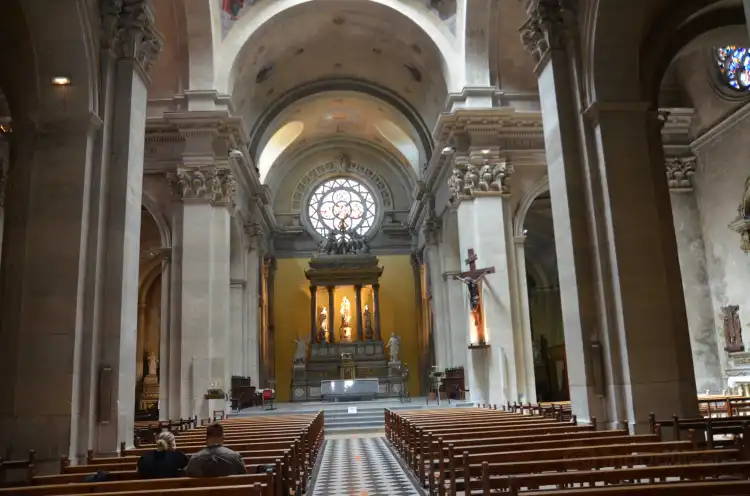 Các khách sạn gần Notre-Dame de Liesse