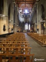 Église Sainte-Croix de Saint-Pourçain-sur-Sioule