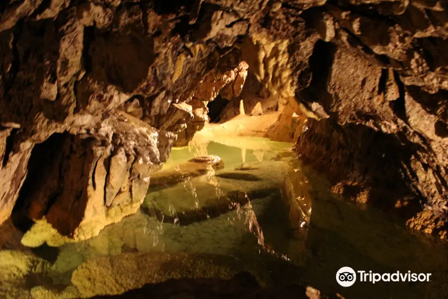 Grottes de Vallorbe