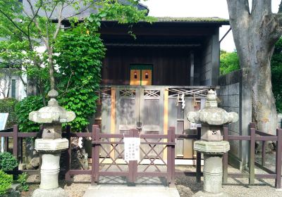 御釜神社（鹽竈神社境外末社）