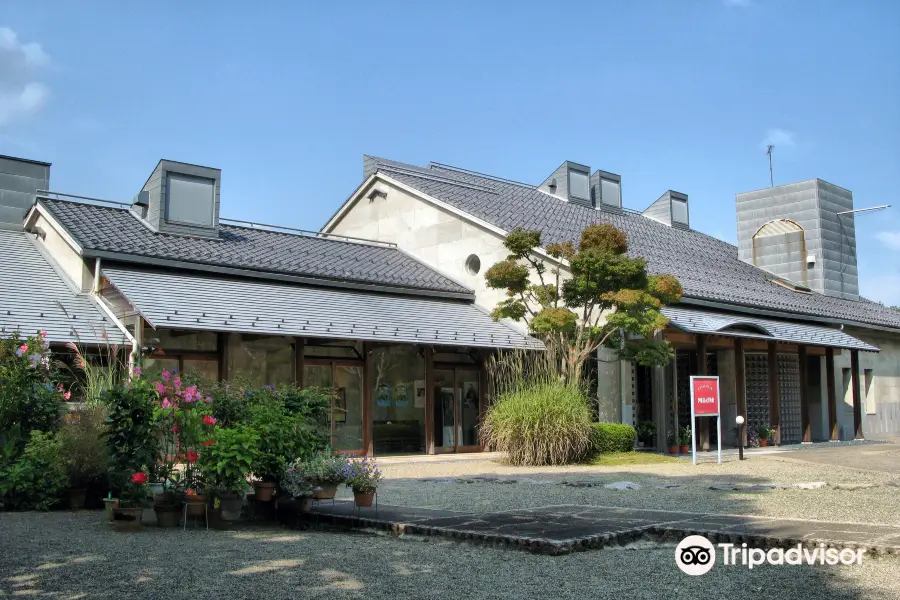 豊岡市立美術館「伊藤清永記念館」