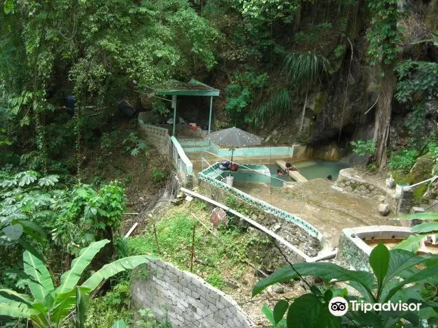 Piton Falls