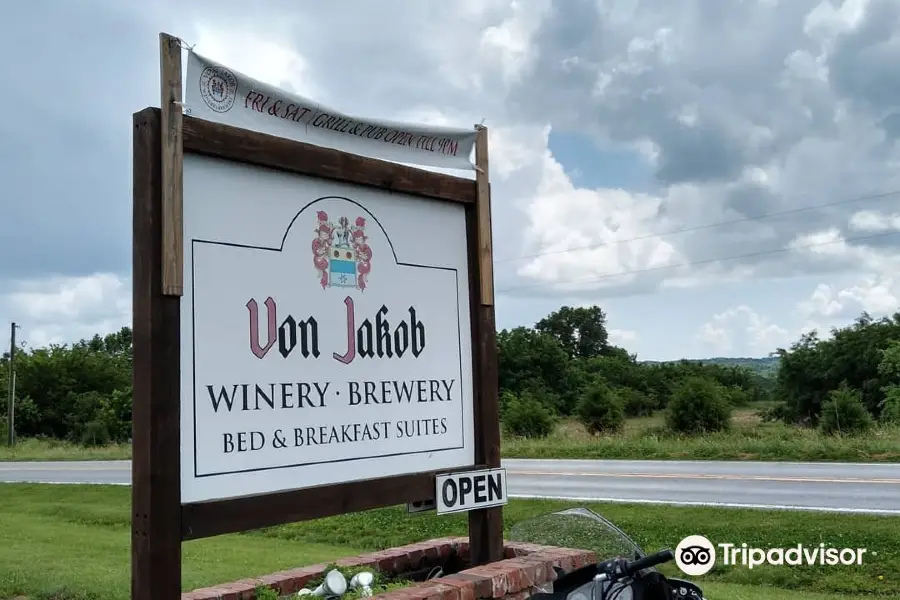 Von Jakob Winery & Brewery