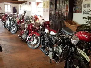 Muzeum motocyklů Lesná
