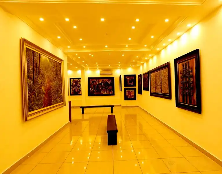 Hotels near Thought Pyramid Art Centre, Abuja.