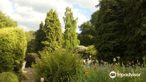 Coombe Wood Gardens