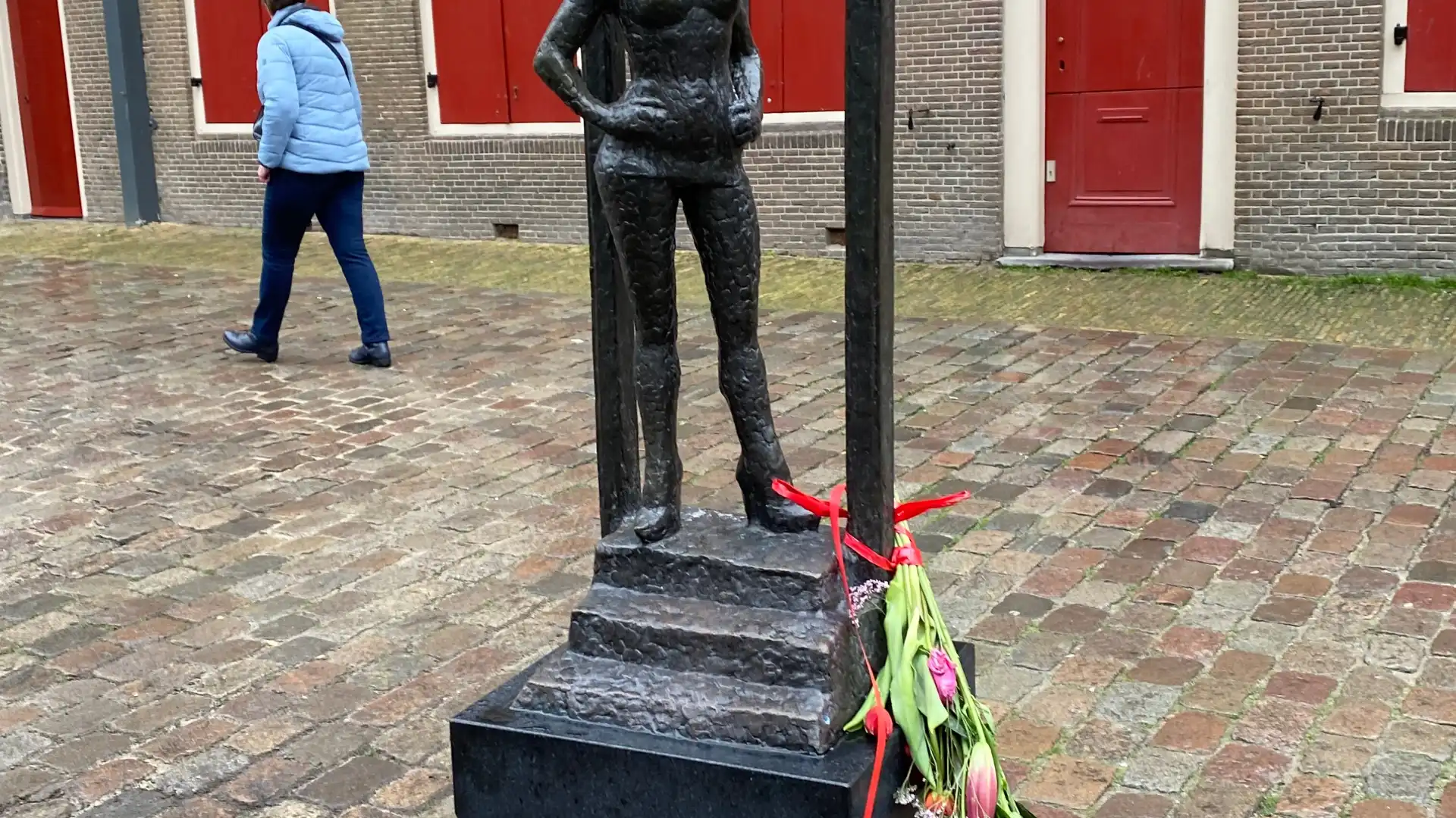 Hotels near Belle (Sex Worker Commemorative Statue)