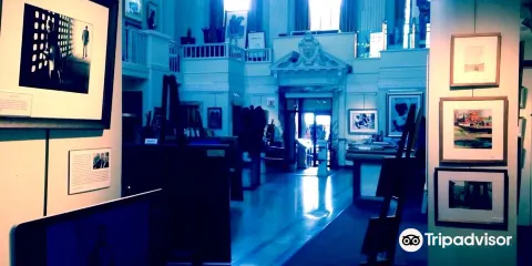 R. Michelson Galleries
