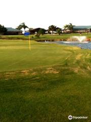 Los Lagos Golf Course & Putter's Grill