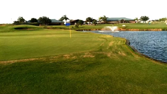 Los Lagos Golf Club