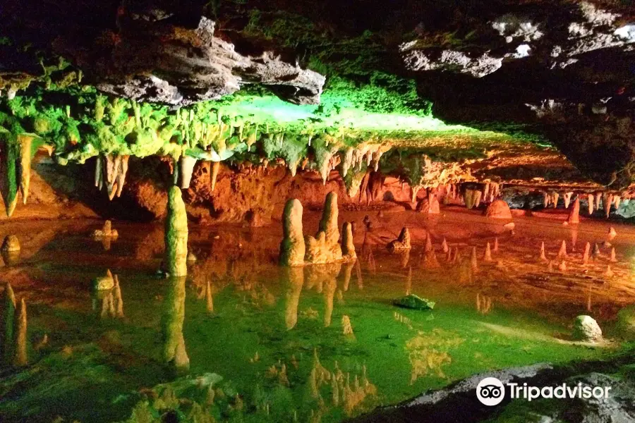 Skyline Caverns