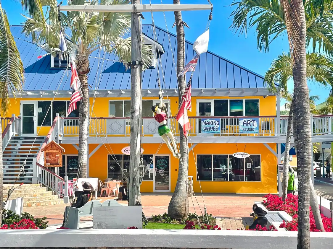 Hotels near Making Waves Art