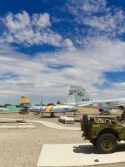 Estrella Warbird Museum