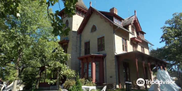 LeDuc Historic Estate