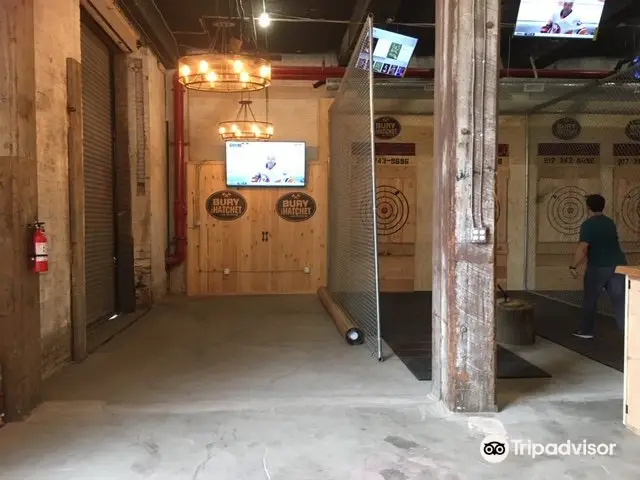 Bury the Hatchet Axe Throwing Brooklyn