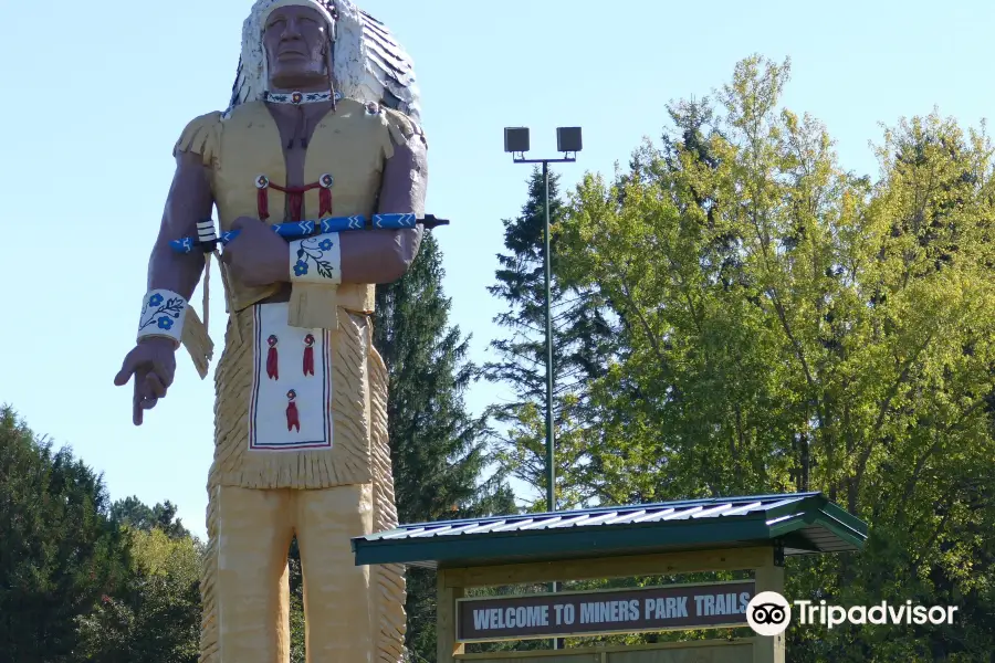 Hiawatha, World's Largest Native American Statue