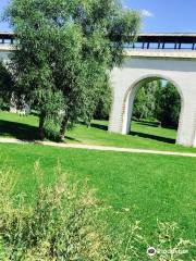 Rostokinsky Aqueduct