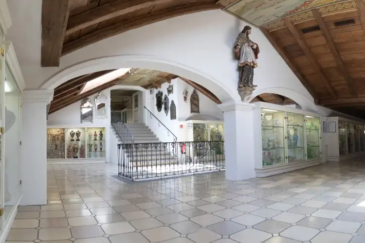 Hotels near Glasmuseum Passau