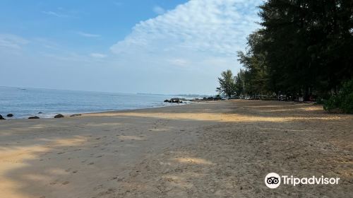 Nang Thong Beach Resort