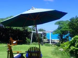 Yoron Seaside Garden