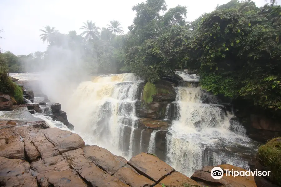 Loufoulakari Falls