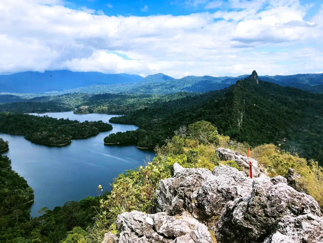 Hotels near Bukit Tabur
