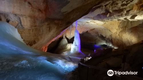 Dachstein Giant Ice Caves