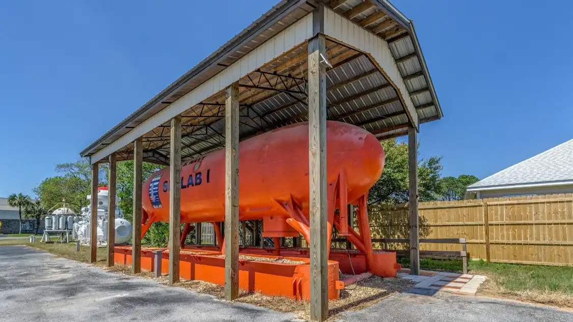 Các khách sạn gần Museum of Man in the Sea