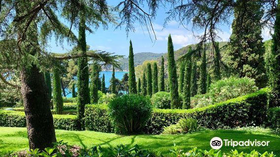 Gardens of Saint Clotilde