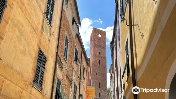 Torre dei Quattro Canti