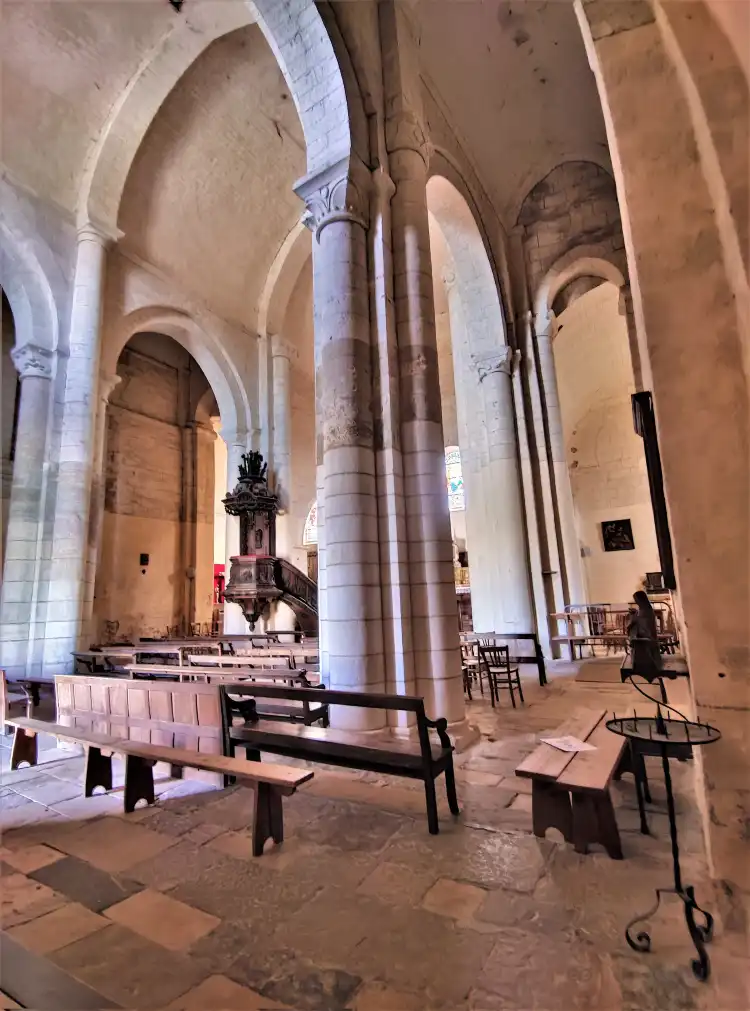 Hôtels à : Château-Larcher