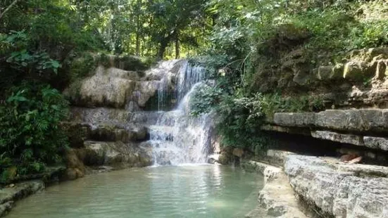 Lepo Waterfall