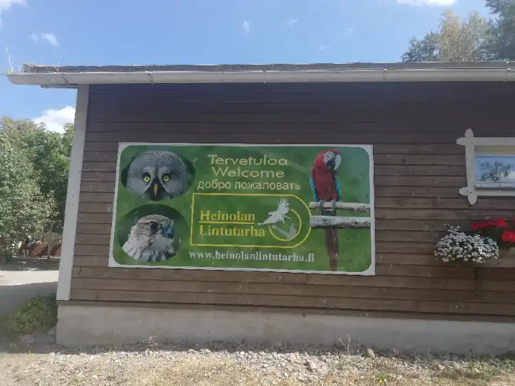 Hotels near Pirunkirkko Trail