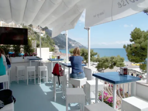 Positano Paradise Lounge Bar