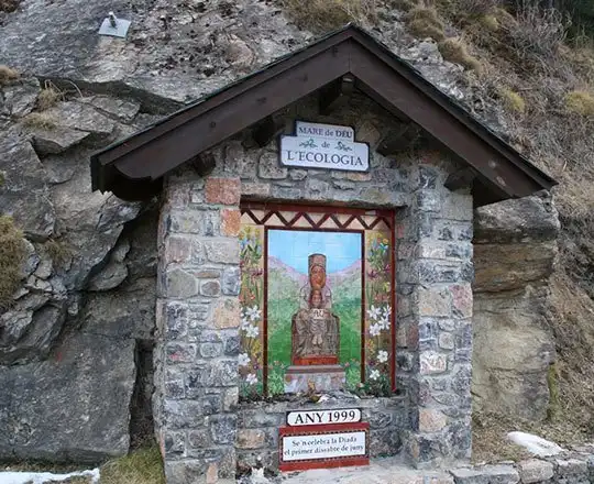 Hotels near Oratorio de la virgen de la Ecologia