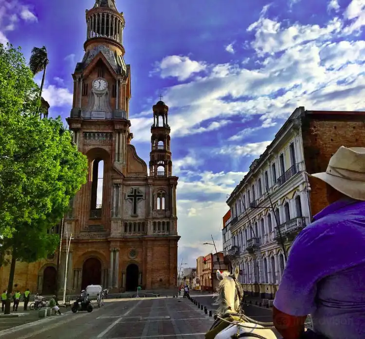 Hotels near Servillantas Las Palmas