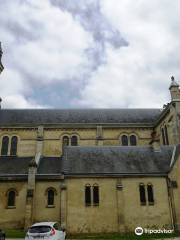 Eglise Saint-Pierre-de-Montsort