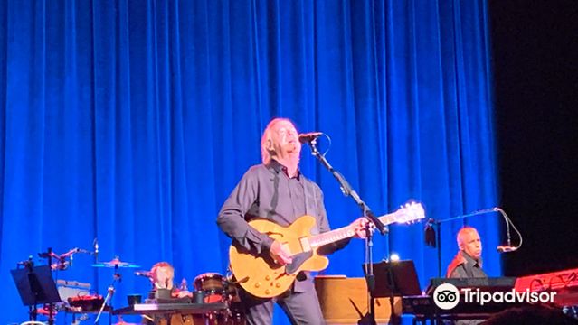 Fox Performing Arts Center