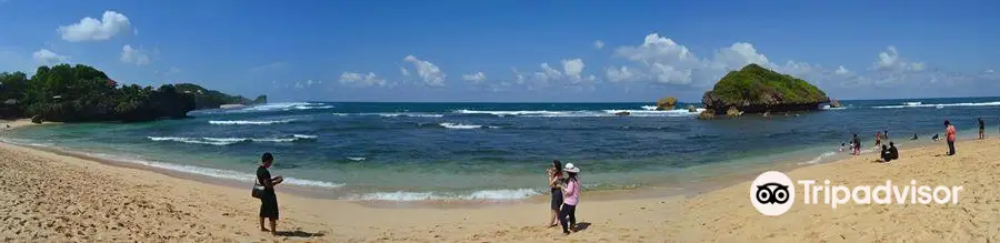 Ngandong Beach